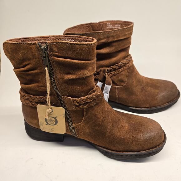NWT Born Ouvea Sz 7.5 Rust Brown Suede Leather Western Braid Tassel Ankle Boots - Picture 1 of 11